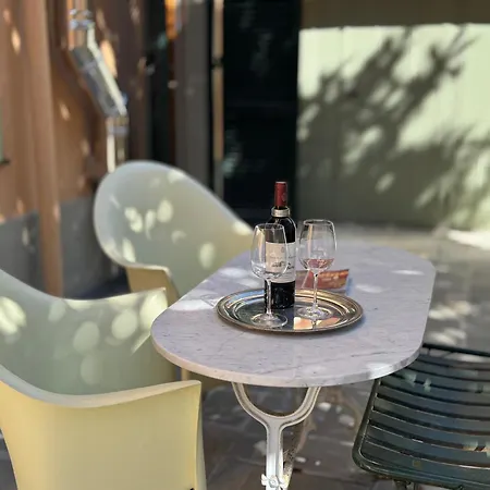 Notes Of - Stylish In An Authentic Area 3* فلورنس